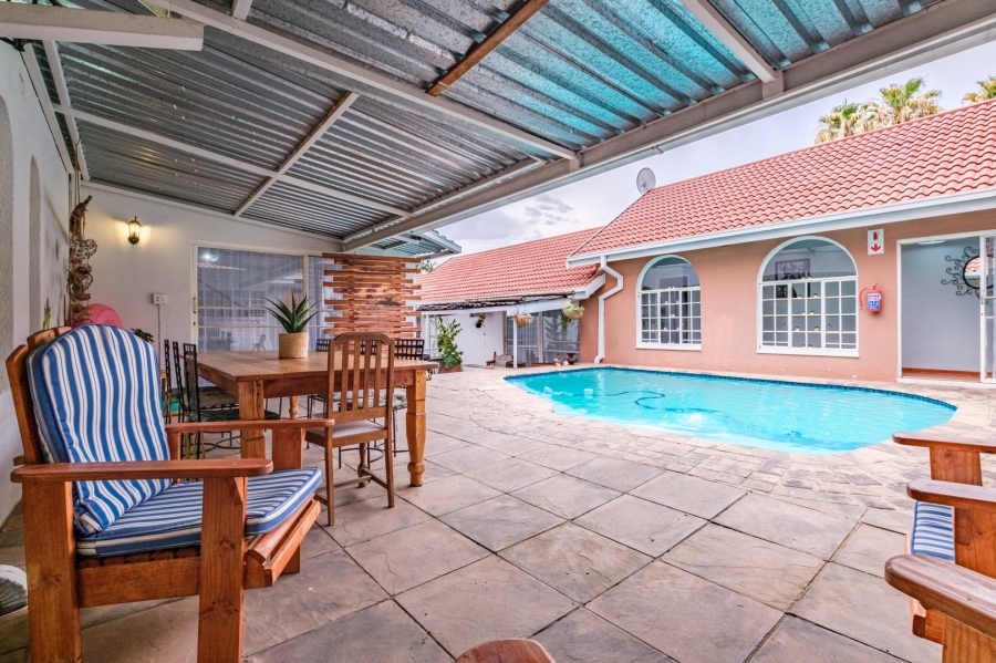 8 Bedroom Property for Sale in Parys Free State